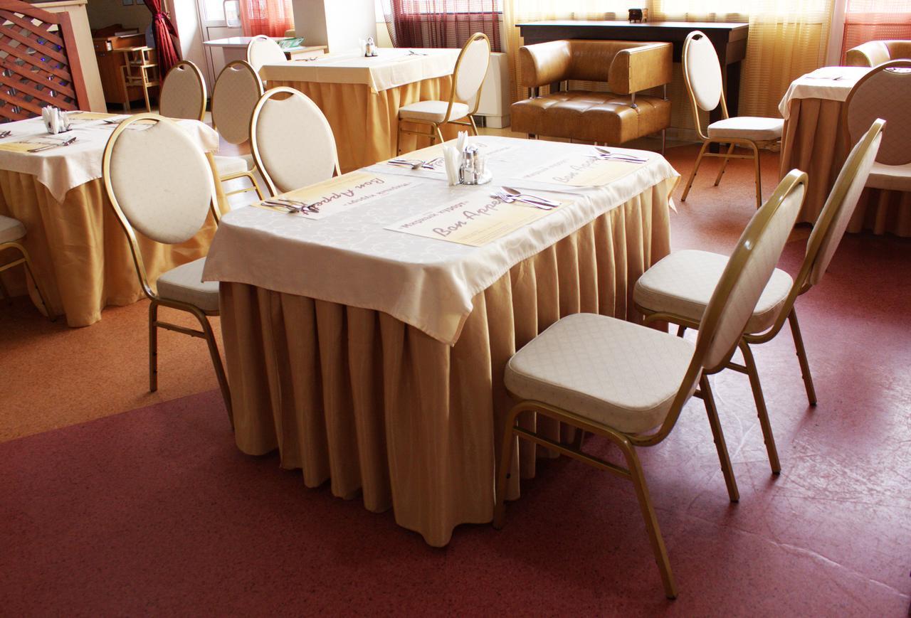 אודסה Hotel Mirniy Resort מראה חיצוני תמונה