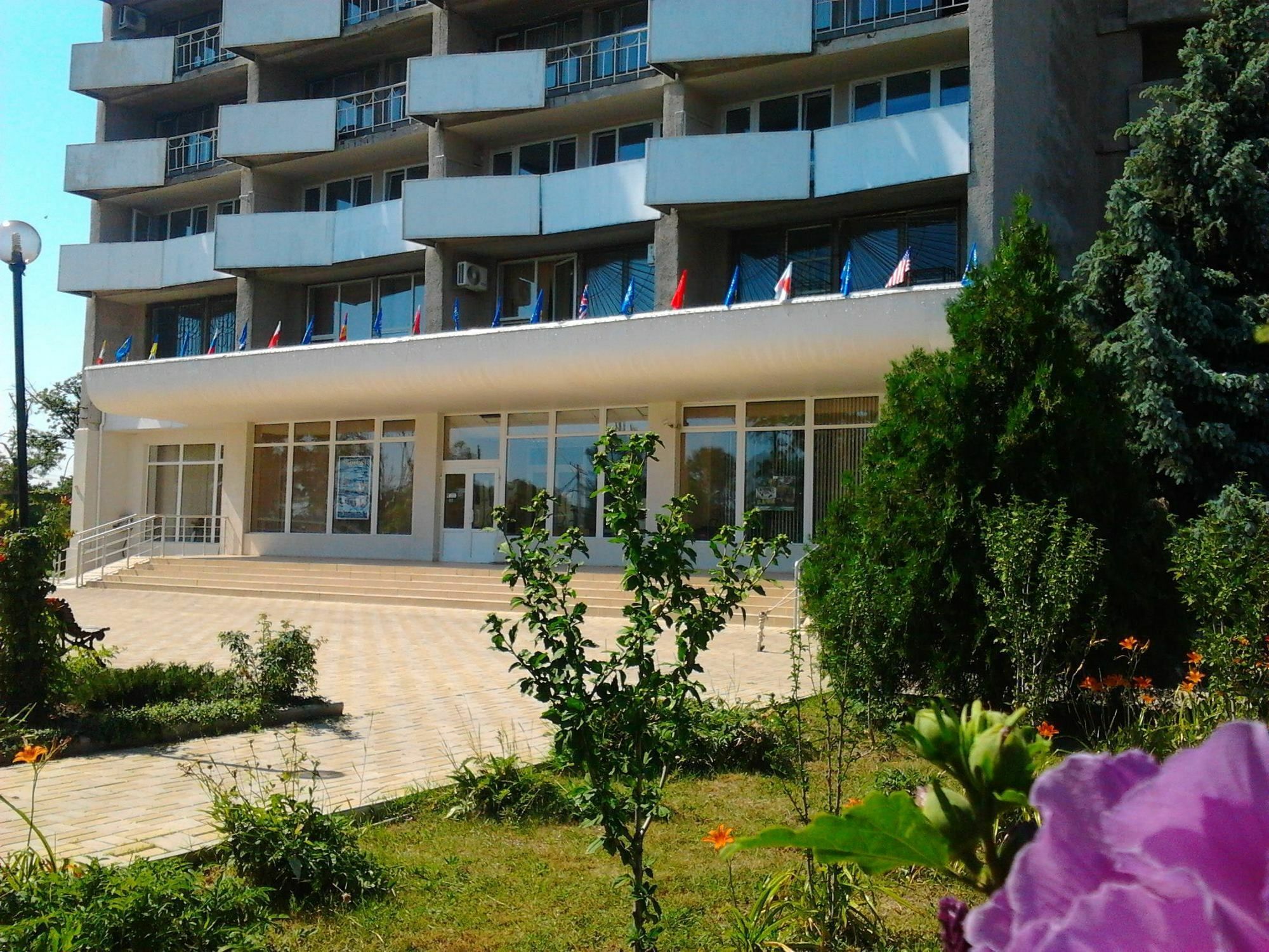 אודסה Hotel Mirniy Resort מראה חיצוני תמונה